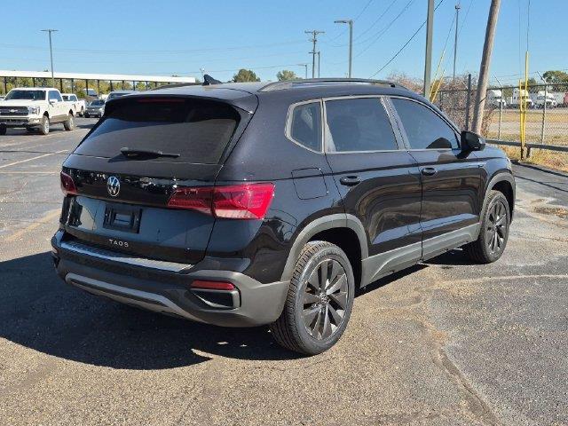 2024 Volkswagen Taos - $19,099