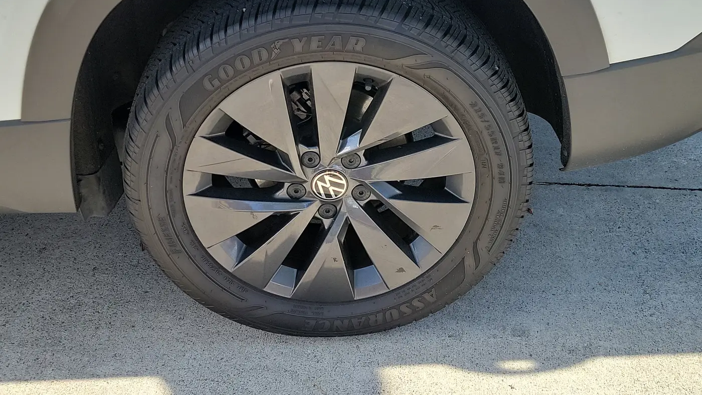 2024 Volkswagen Taos S