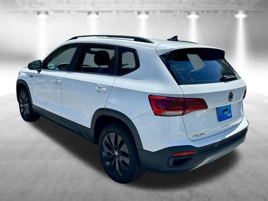 2024 Volkswagen Taos - $15,797