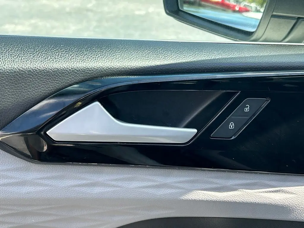 2024 Volkswagen Taos - $15,797