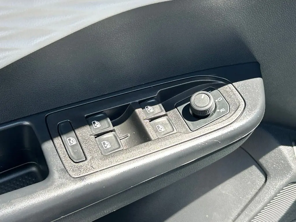 2024 Volkswagen Taos - $15,797