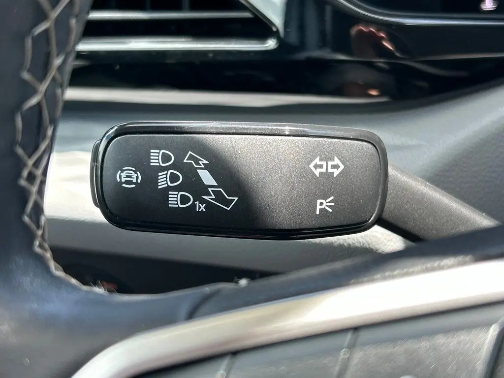 2024 Volkswagen Taos - $15,797