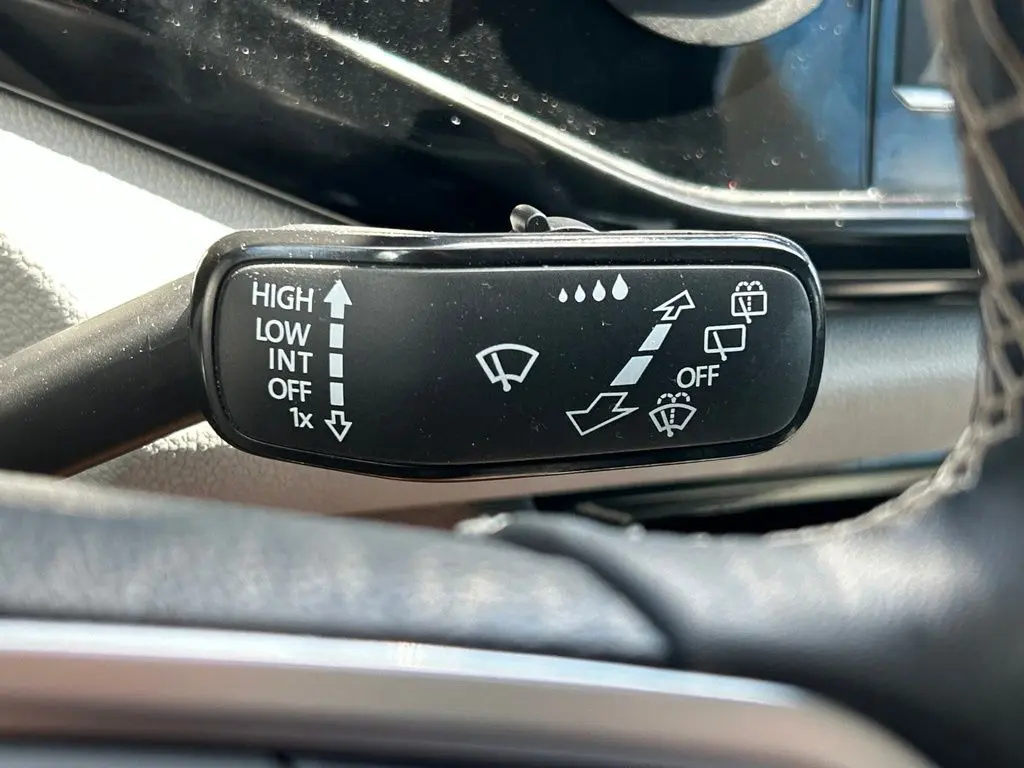 2024 Volkswagen Taos - $15,797