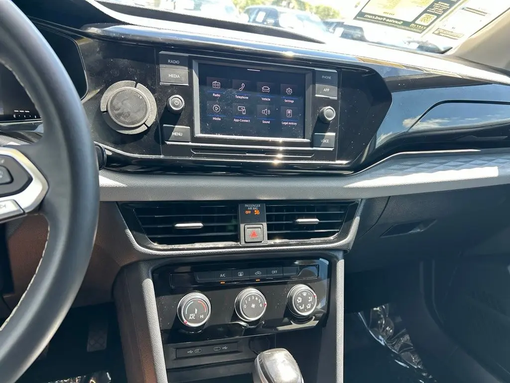 2024 Volkswagen Taos - $15,797