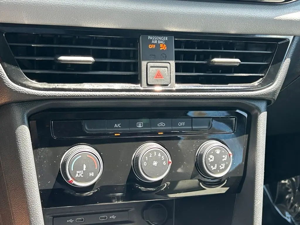 2024 Volkswagen Taos - $15,797