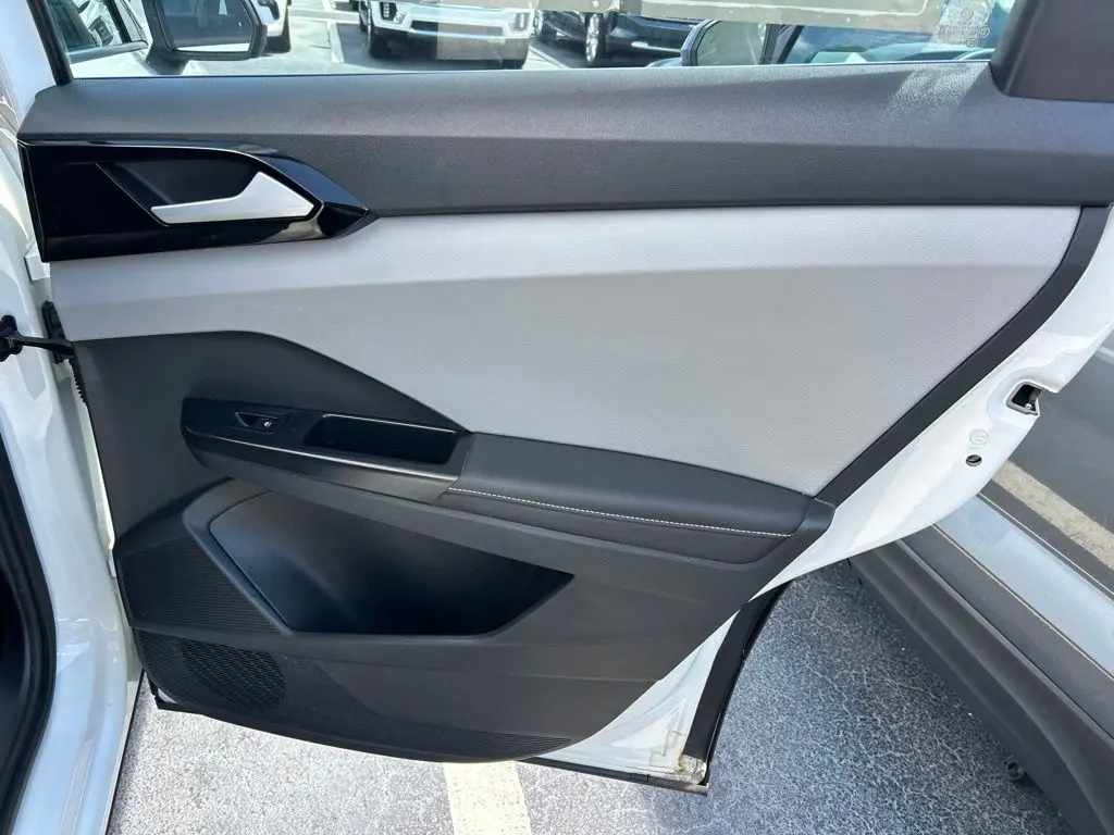 2024 Volkswagen Taos - $15,797
