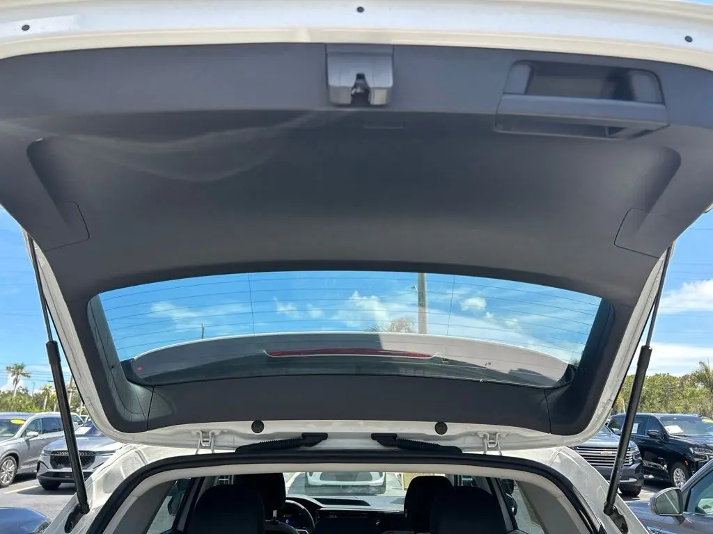 2024 Volkswagen Taos - $15,797