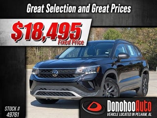 2024 Volkswagen Taos with Deep Black Pearl Exterior