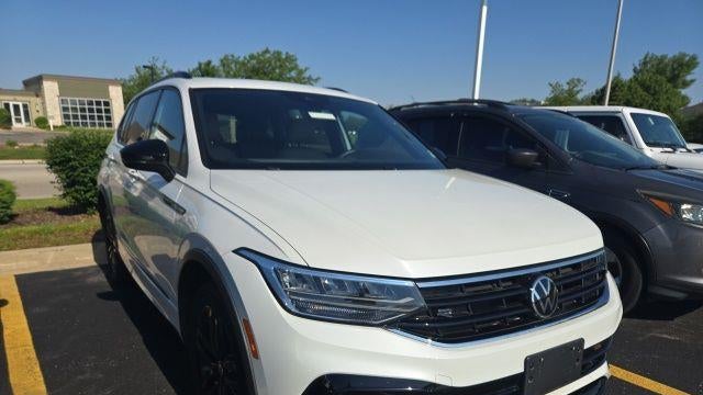 Preowned 2022 Volkswagen Tiguan SE R-Line Black 4Motion for Sale