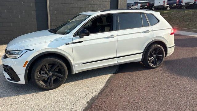 2023 Volkswagen Tiguan SE R-Line Black 4Motion