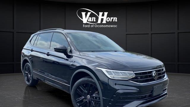 Preowned 2022 Volkswagen Tiguan SE R-Line Black 4Motion for Sale