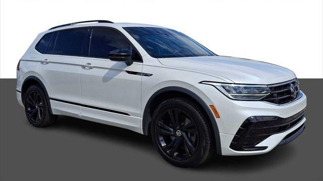 Preowned 2023 Volkswagen Tiguan SE R-Line Black 4Motion for Sale