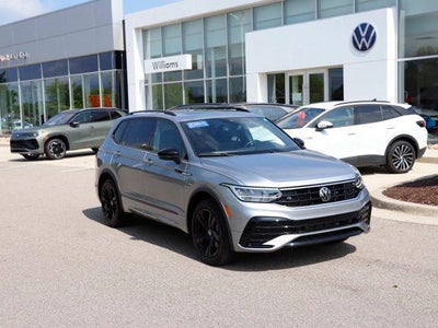 Photo of a 2024 Volkswagen Tiguan AWD SE R-LINE Black 4motion 4DR SUV for sale