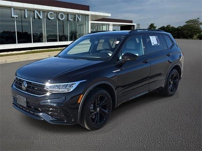 2024 Volkswagen Tiguan AWD SE R-LINE Black 4motion 4DR SUV