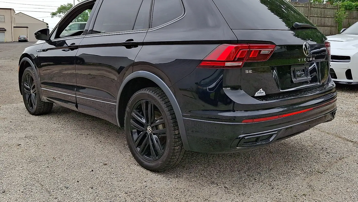 2022 Volkswagen Tiguan SE R-Line Black 4Motion