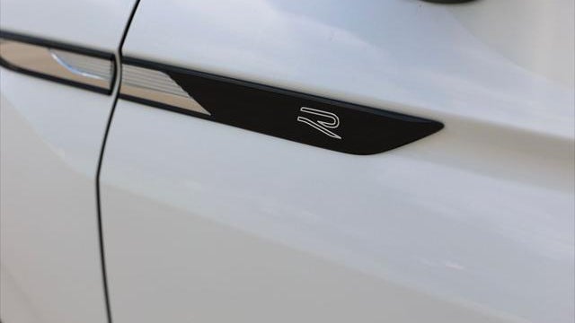 2022 Volkswagen Tiguan SE R-Line Black 4Motion