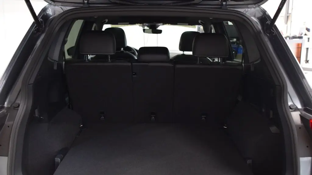 2023 Volkswagen Tiguan SE R-Line Black 4Motion