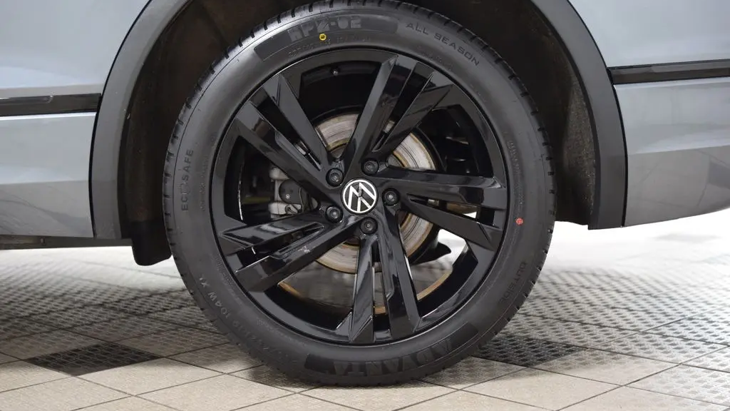 2023 Volkswagen Tiguan SE R-Line Black 4Motion