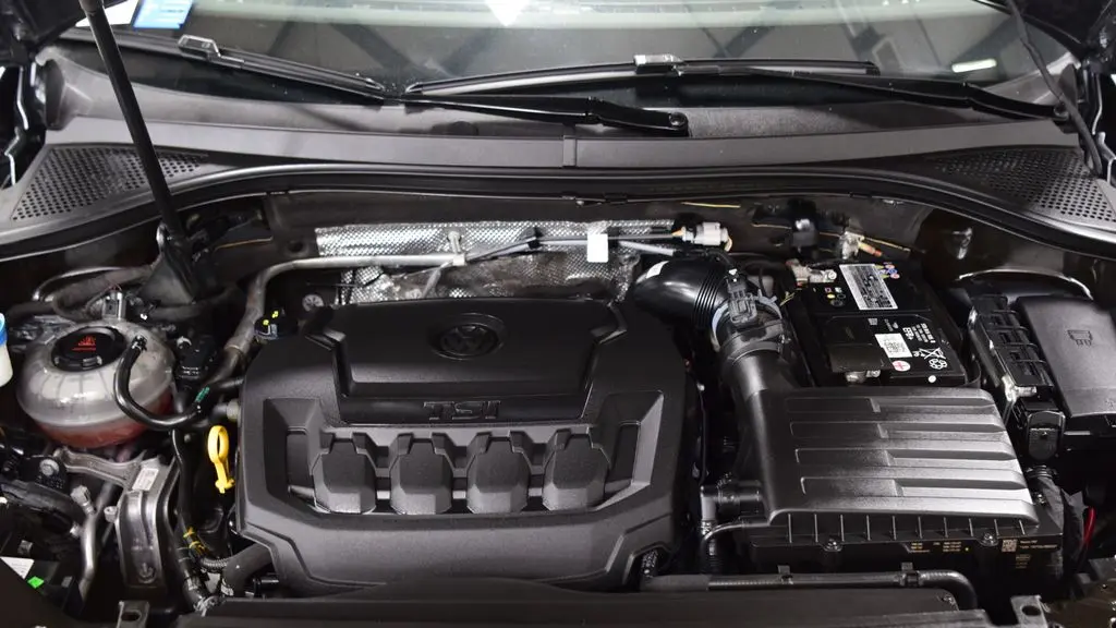 2023 Volkswagen Tiguan SE R-Line Black 4Motion