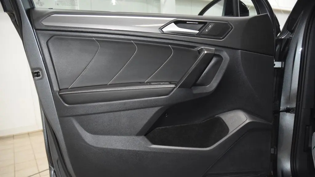 2023 Volkswagen Tiguan SE R-Line Black 4Motion