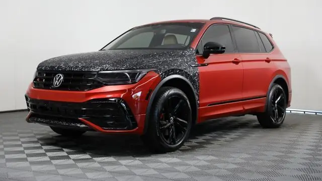 Preowned 2024 Volkswagen Tiguan SE R-Line Black 4Motion for Sale