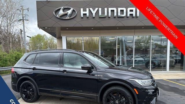 Preowned 2022 Volkswagen Tiguan SE R-Line Black 4Motion for Sale