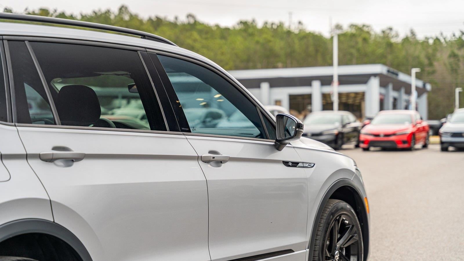 2023 Volkswagen Tiguan SE R-Line Black 4Motion