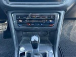 2024 Tiguan Thumbnail 16