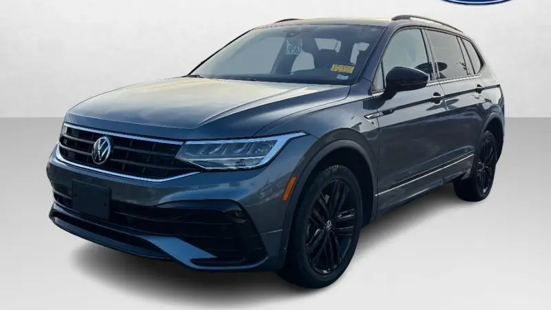 Preowned 2022 Volkswagen Tiguan SE R-Line Black 4Motion for Sale