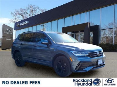 Photo of a 2022 Volkswagen Tiguan AWD SE R-LINE Black 4motion 4DR SUV for sale