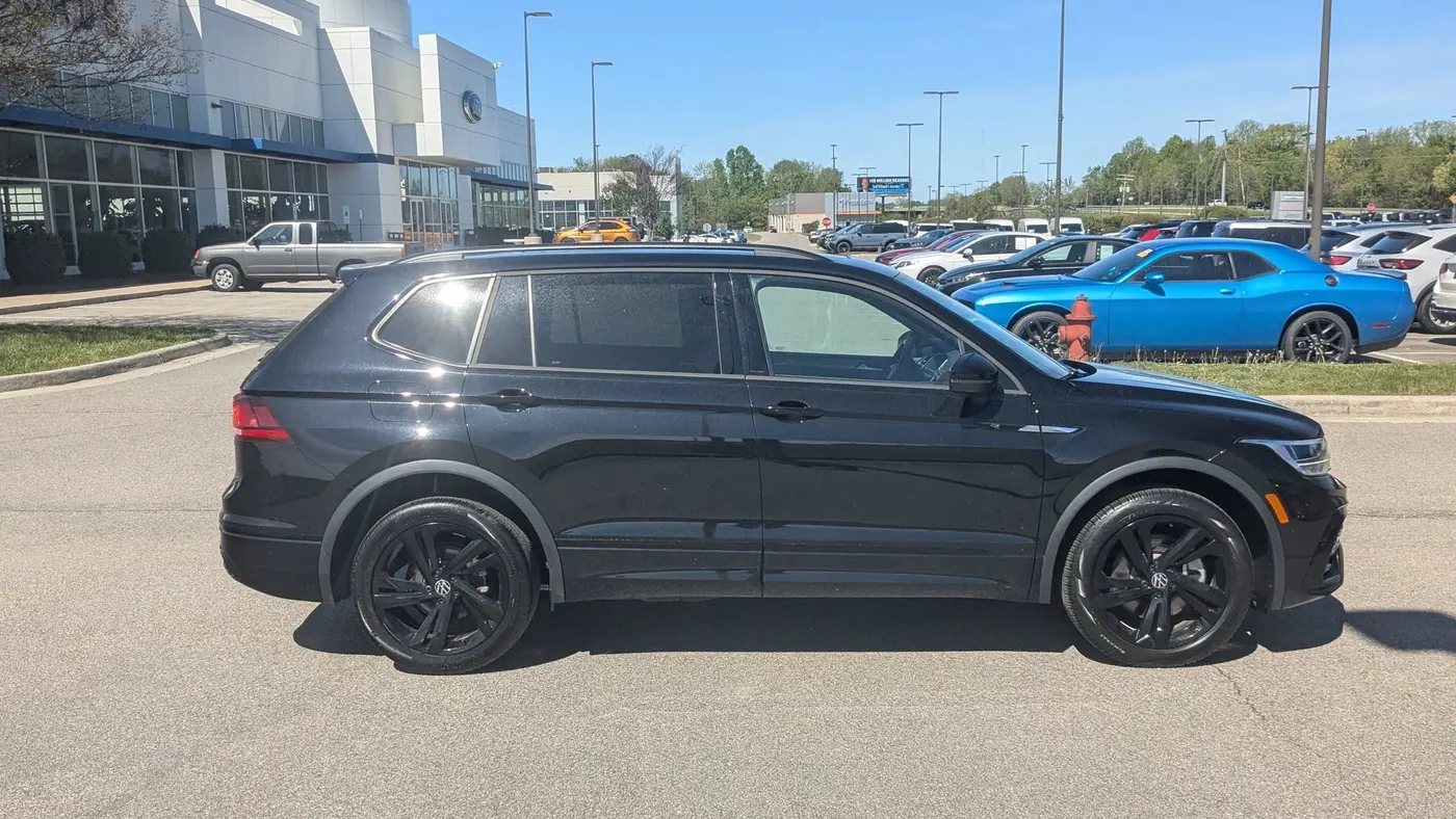 2023 Volkswagen Tiguan SE R-Line Black 4Motion