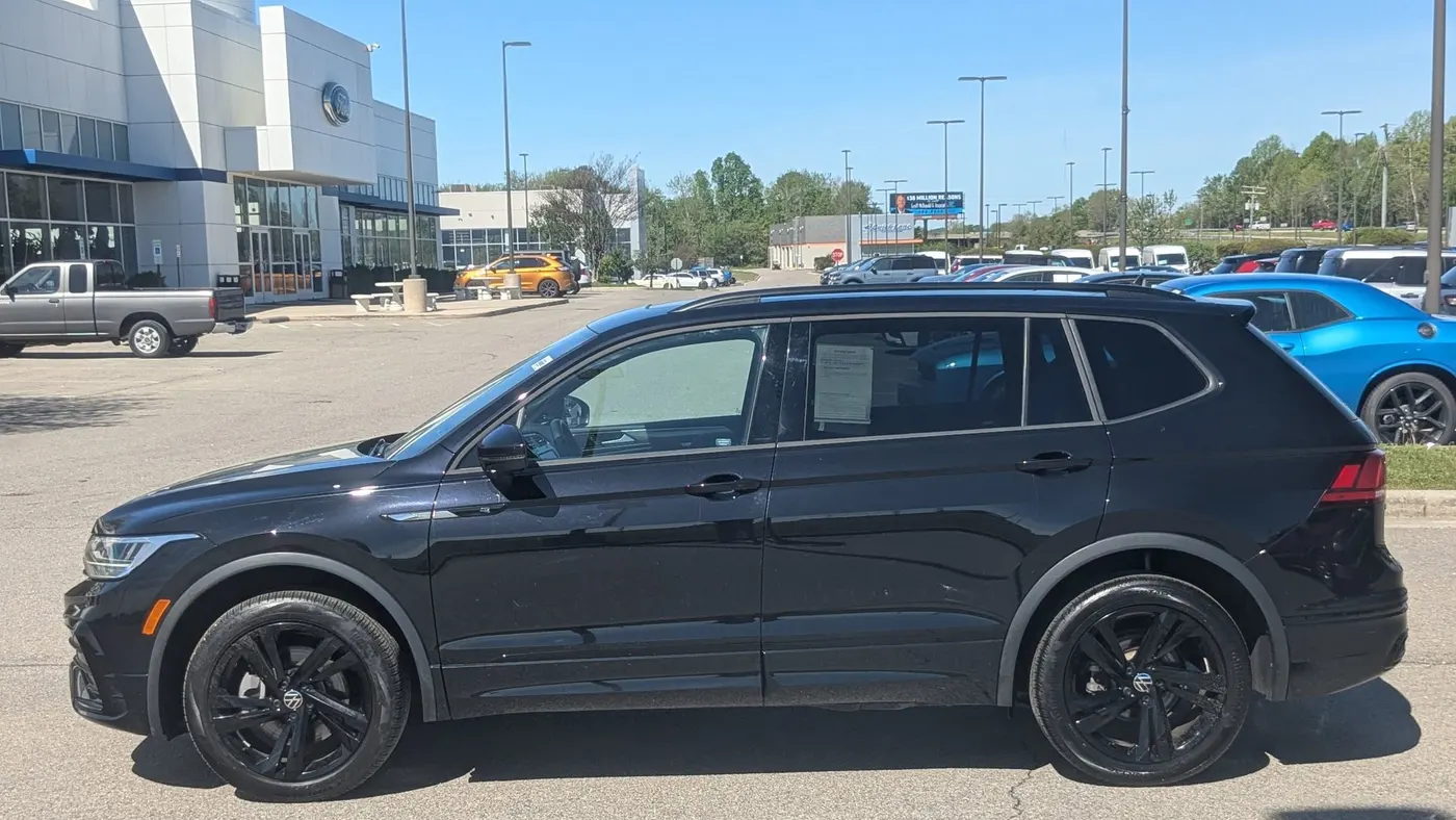 2023 Volkswagen Tiguan SE R-Line Black 4Motion