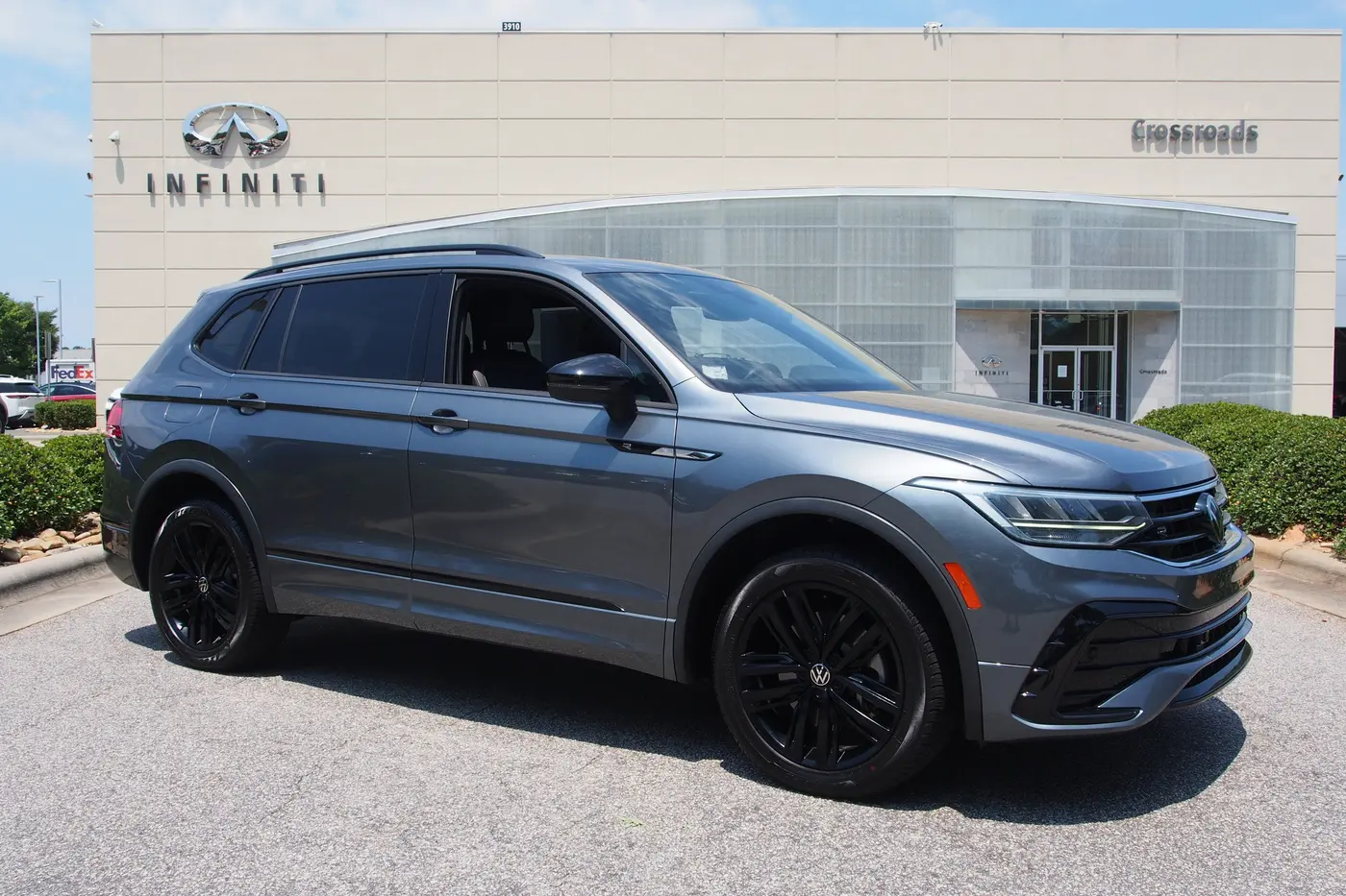 2022 Volkswagen Tiguan - $21,090