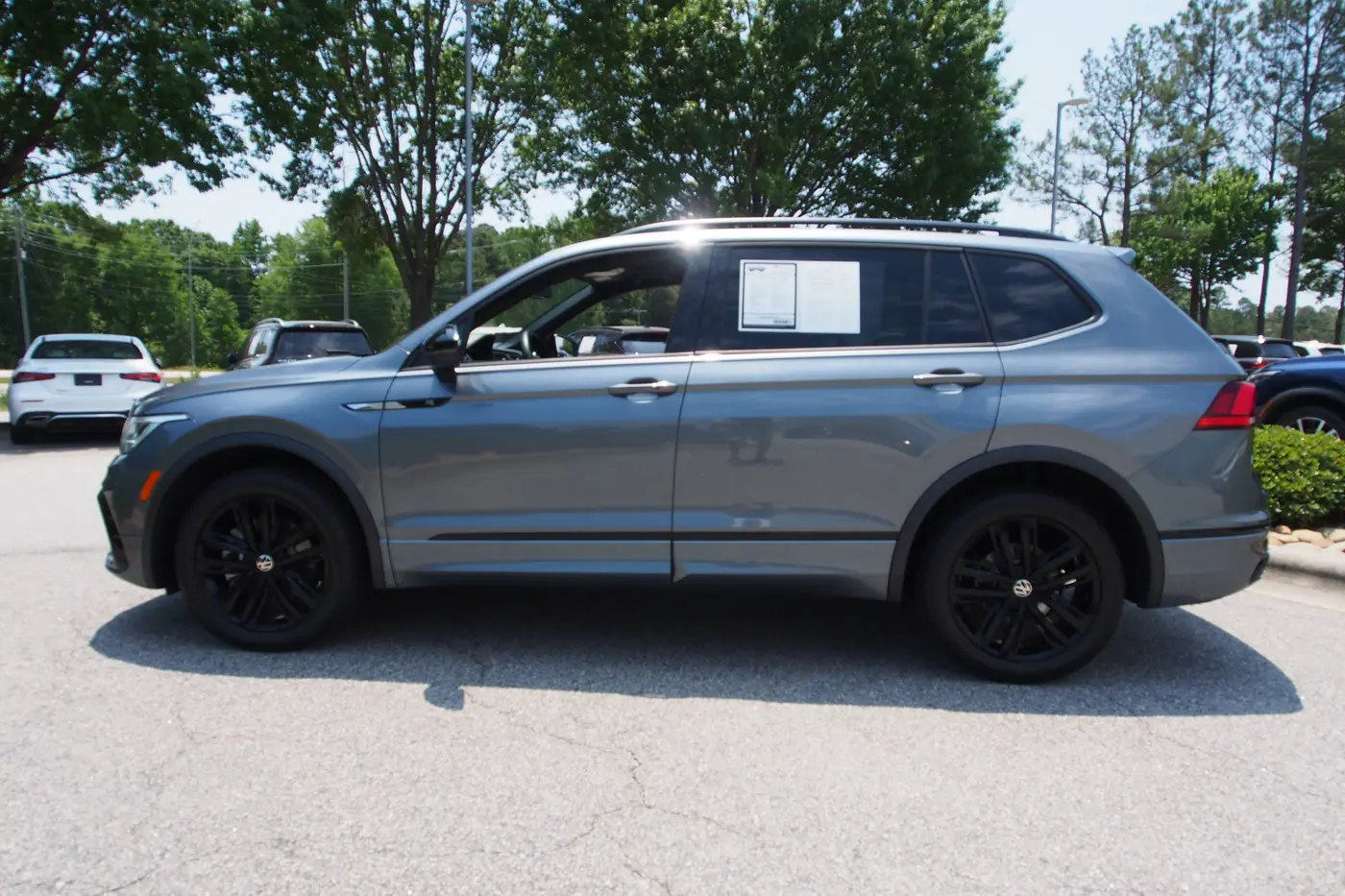 2022 Volkswagen Tiguan - $21,090