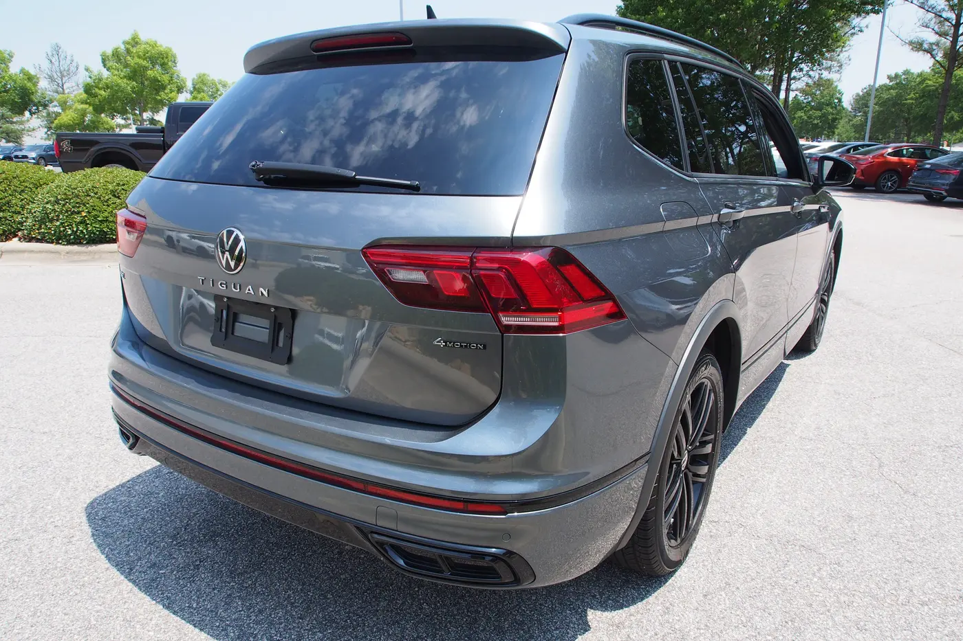2022 Volkswagen Tiguan - $21,090