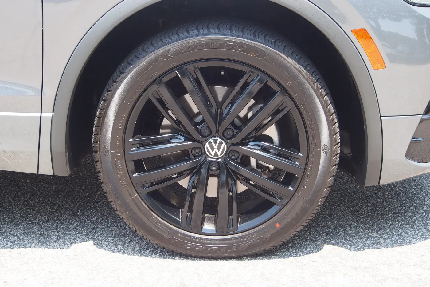 2022 Volkswagen Tiguan - $21,090