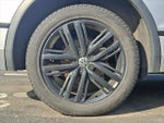 2022 Tiguan Thumbnail 4
