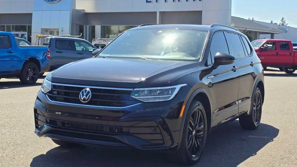 Preowned 2022 Volkswagen Tiguan SE R-Line Black 4Motion for Sale