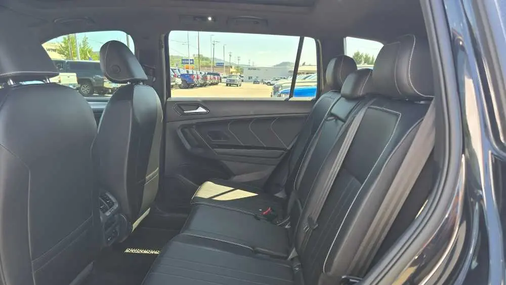 2022 Volkswagen Tiguan SE R-Line Black 4Motion