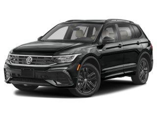 2022 Volkswagen Tiguan with White Pearl Exterior