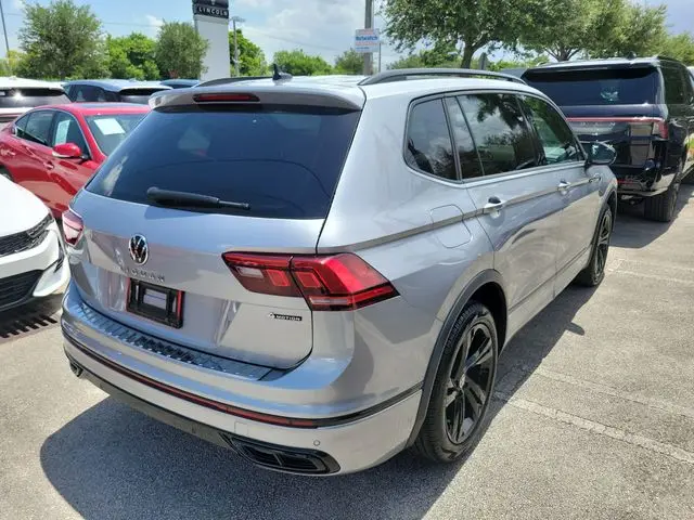 2024 Volkswagen Tiguan - $27,990