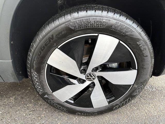 2025 Volkswagen Taos - $23,899