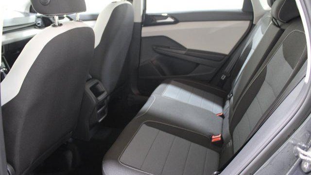 2026 Volkswagen Taos S 4Motion