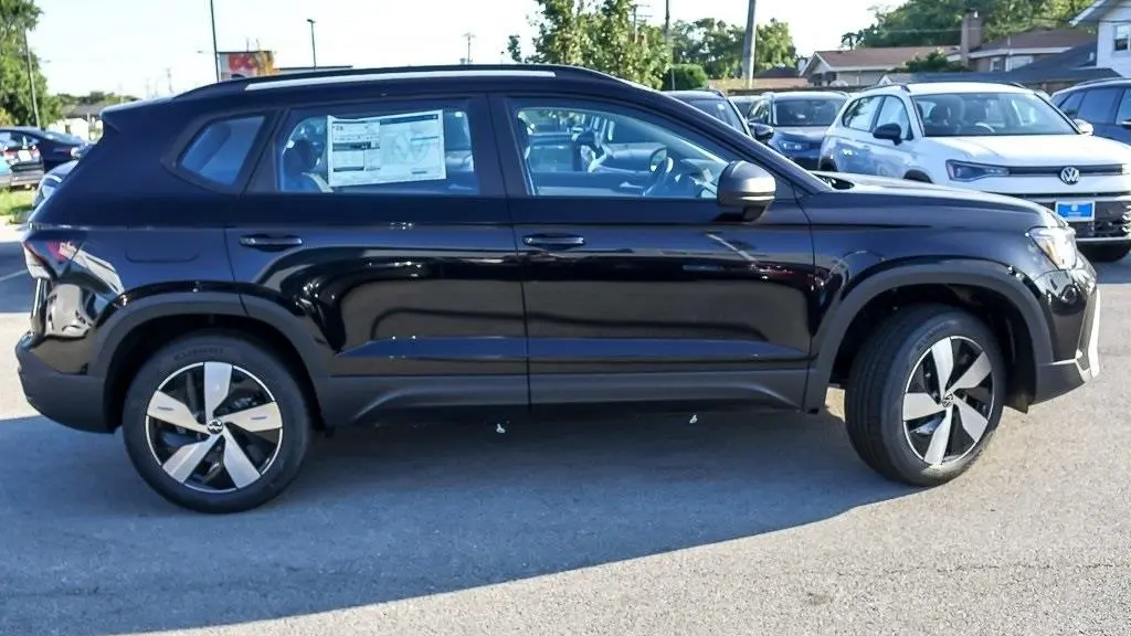 2025 Volkswagen Taos S 4Motion
