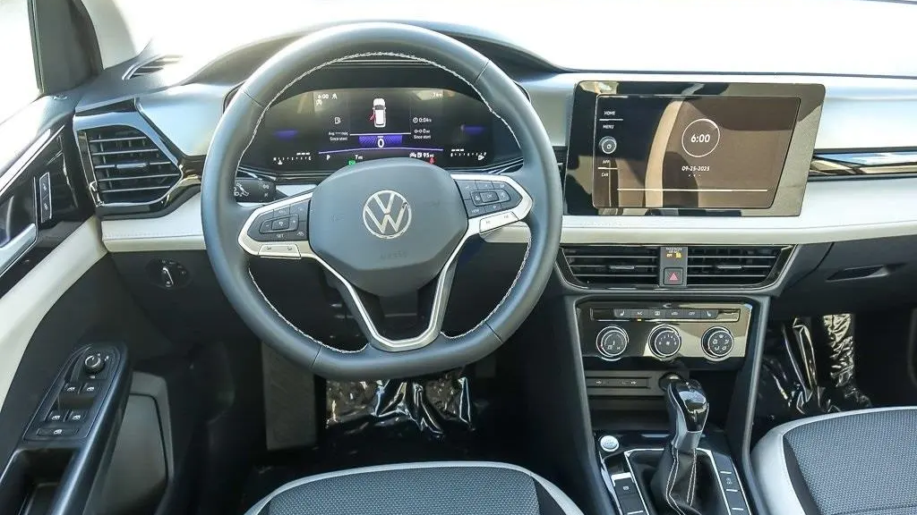 2025 Volkswagen Taos S 4Motion