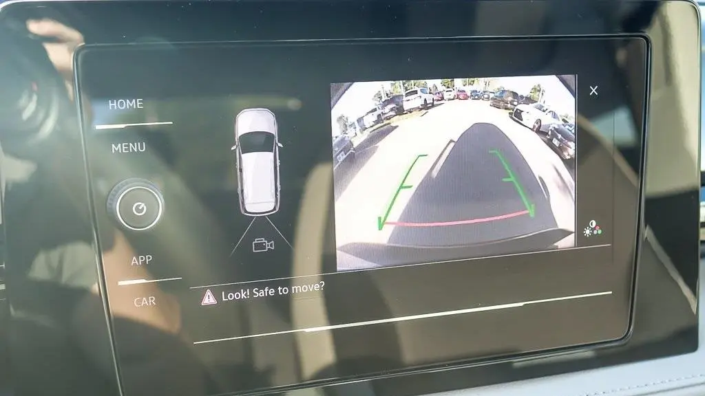 2025 Volkswagen Taos S 4Motion