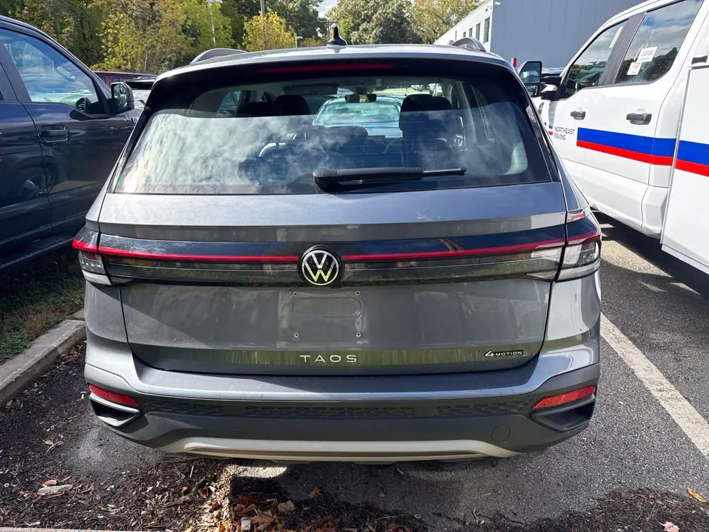 2025 Volkswagen Taos - $21,599