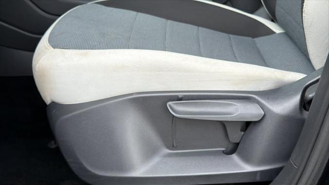 2025 Volkswagen Taos - $19,899