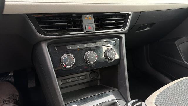 2025 Volkswagen Taos - $19,899