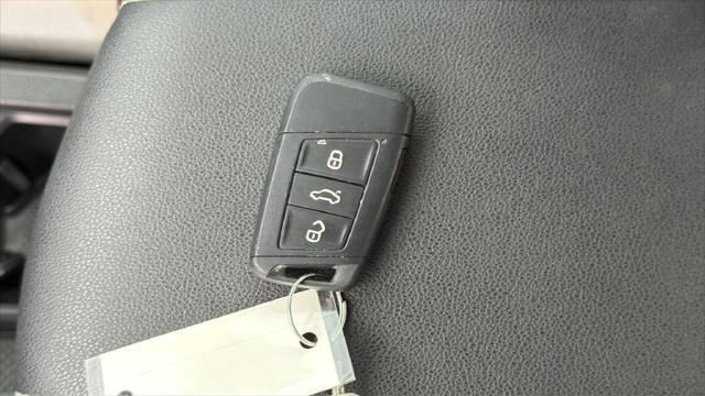 2025 Volkswagen Taos - $19,899